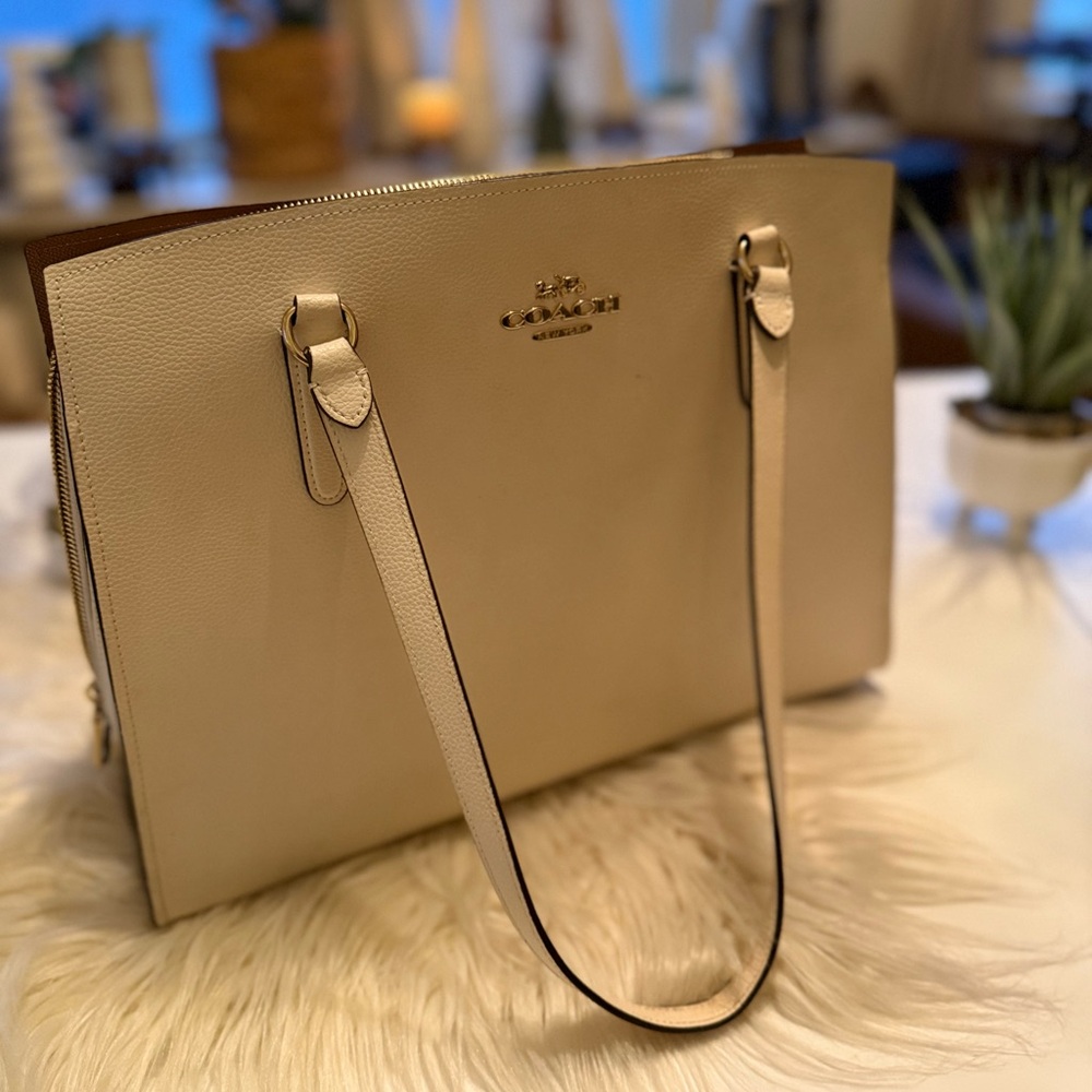 Coach Laptop Bag - Off White - Picture 2 of 11